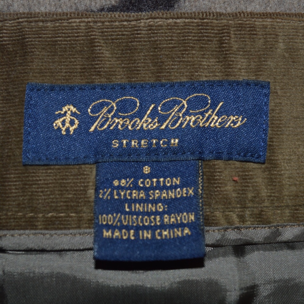 Classy Brooks Brothers skirt in corduroy for women